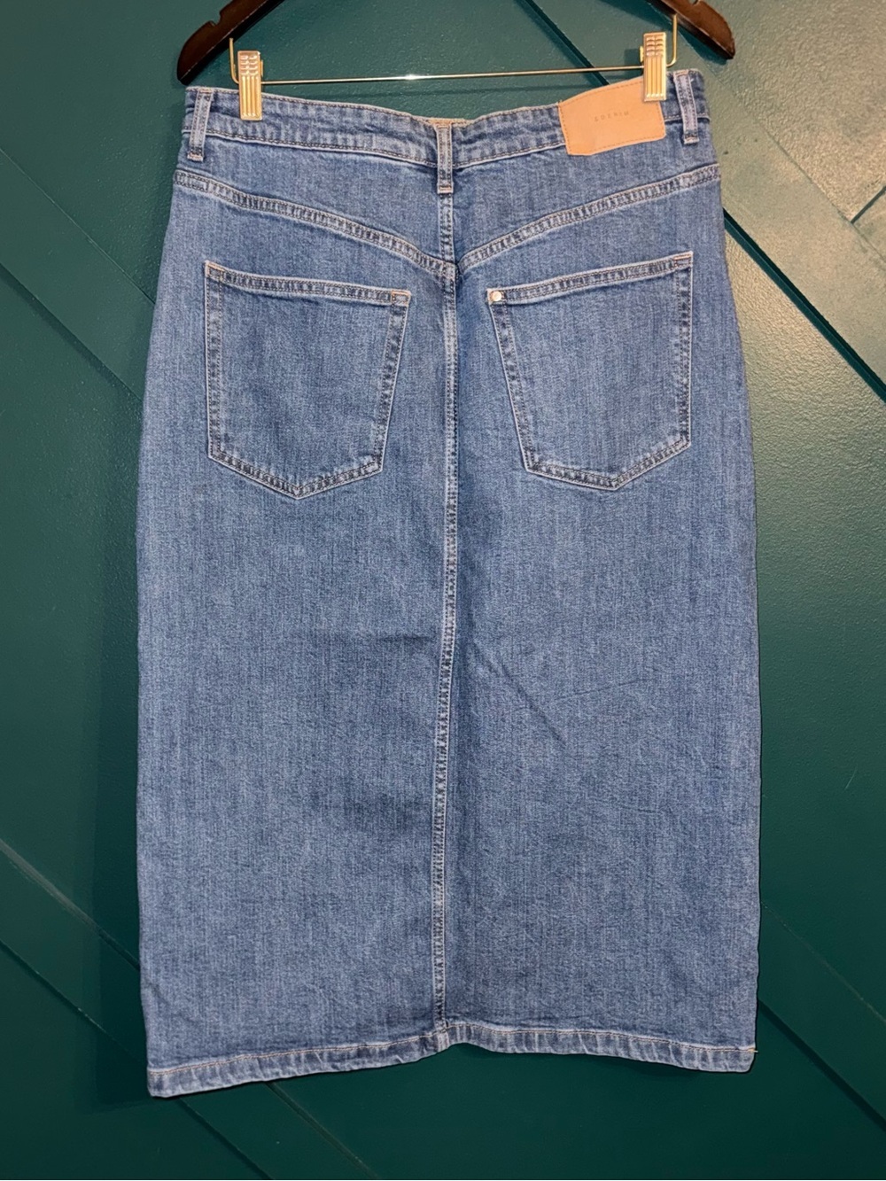 H&M Blue Denim Midi Pencil Skirt - Picture 2 of 5